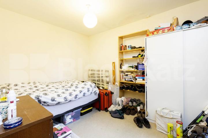 4 bedroom house located a short walk to Stoke Newington Station  Listria Park, Stoke Newington